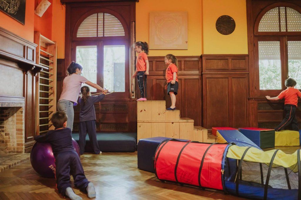 Niños en taller de psicomotricidad