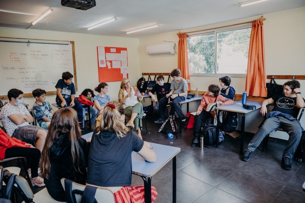 Adolescentes en el recreo
