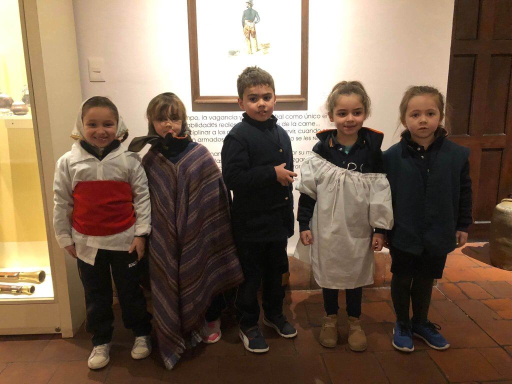 niños y niñas de 1.° y 2.° de Primaria