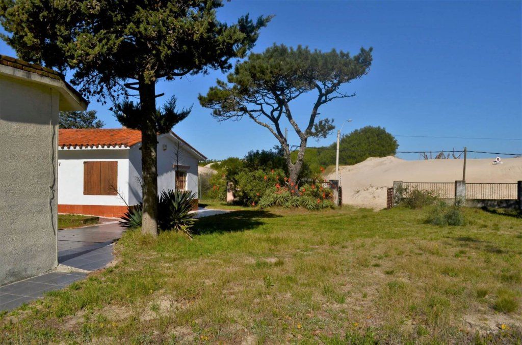 Exterior de la casa en Balneario Santa Lucía del Este